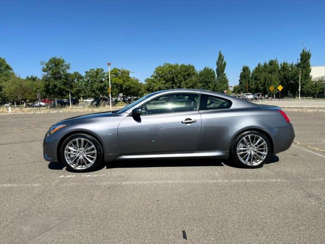 2015 INFINITI Q60 S