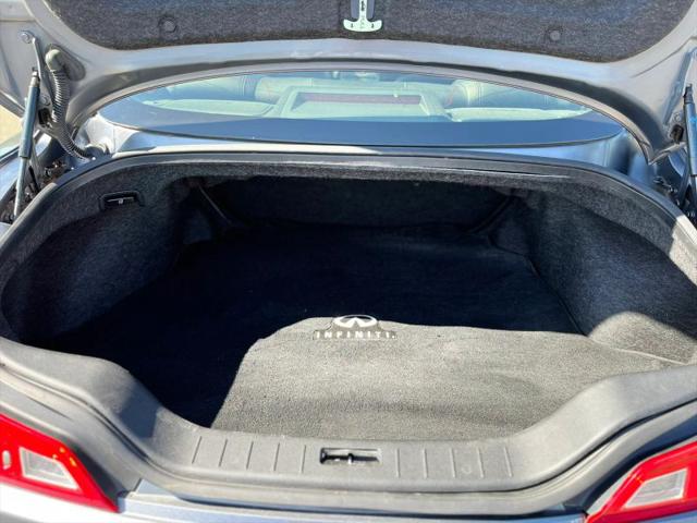 2015 INFINITI Q60 S