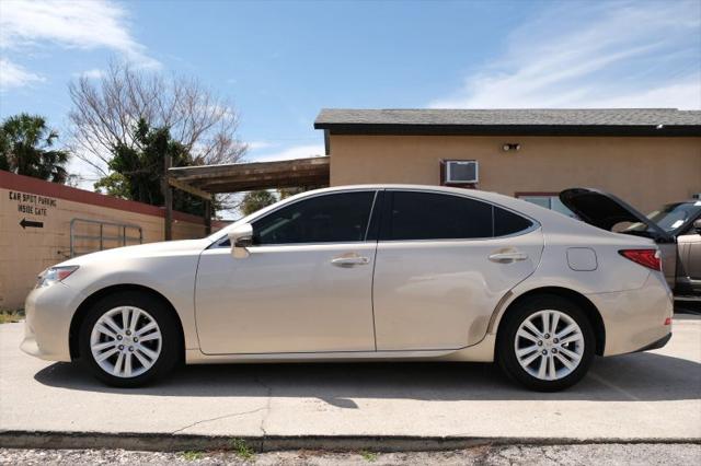 2015 Lexus ES 350 Crafted Line
