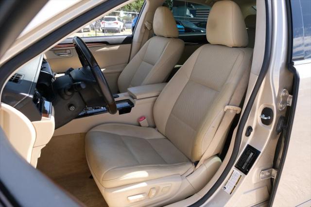 2015 Lexus ES 350 Crafted Line