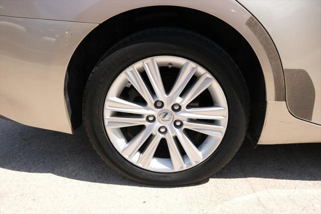 2015 Lexus ES 350 Crafted Line