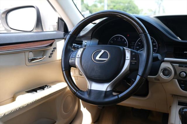 2015 Lexus ES 350 Crafted Line