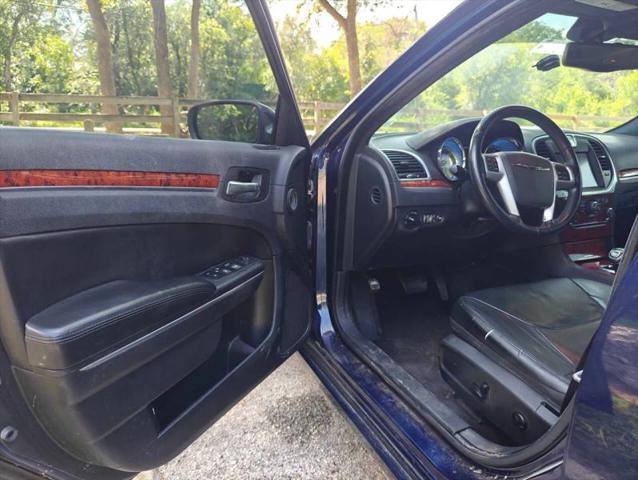 2014 Chrysler 300 300