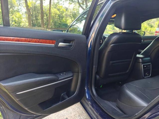 2014 Chrysler 300 300