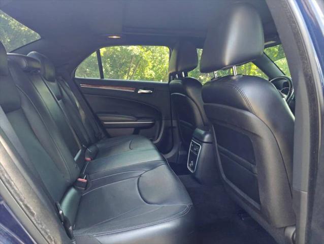 2014 Chrysler 300 300