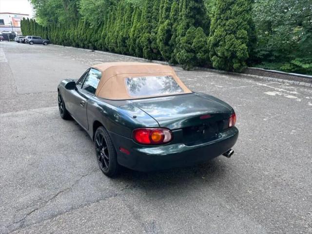 1999 Mazda MX-5 Base