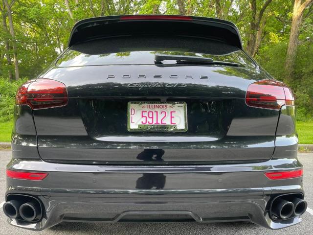 2017 Porsche Cayenne GTS