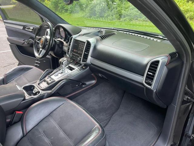 2017 Porsche Cayenne GTS