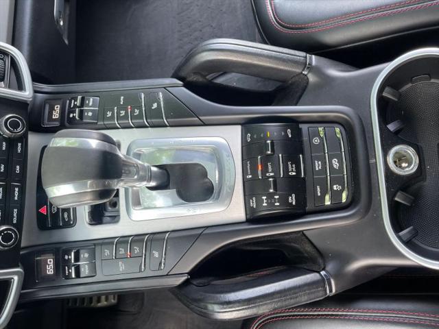 2017 Porsche Cayenne GTS