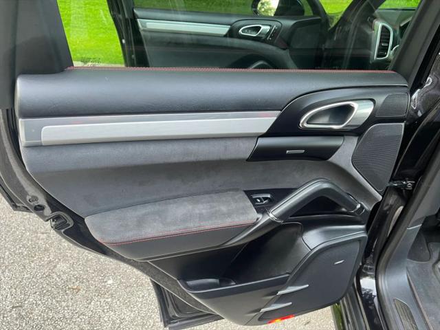 2017 Porsche Cayenne GTS