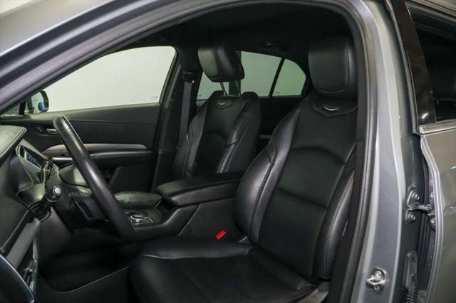 2023 Cadillac XT4 FWD Premium Luxury