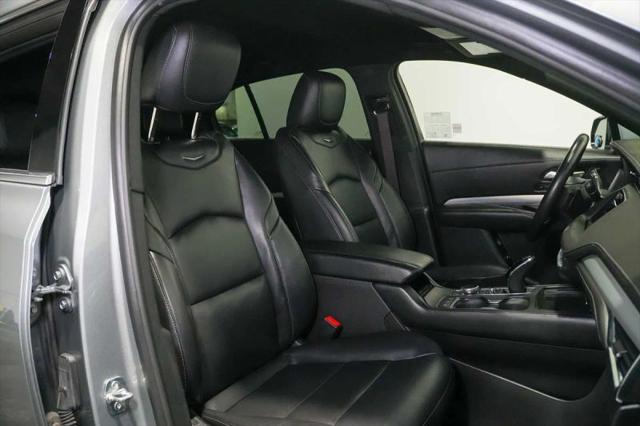 2023 Cadillac XT4 FWD Premium Luxury