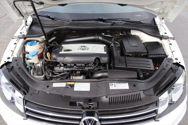 2014 Volkswagen Eos Sport