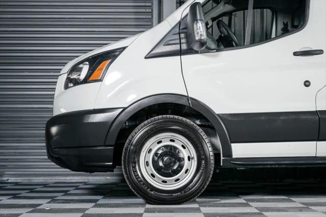 2019 Ford Transit w/60/40 Side Door w/RWB