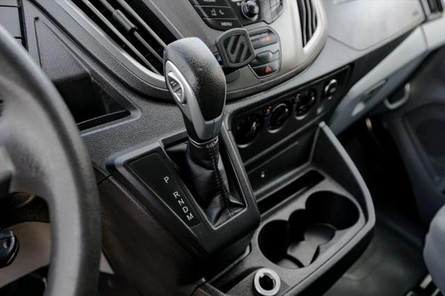 2019 Ford Transit w/60/40 Side Door w/RWB