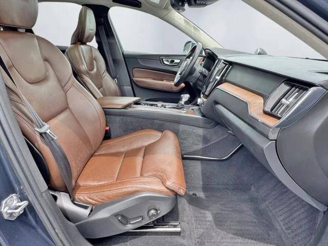 2020 Volvo XC60 T6 Inscription