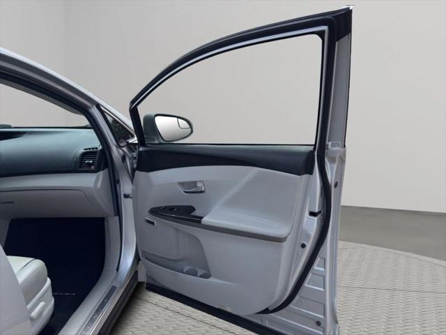 2013 Toyota Venza Limited V6