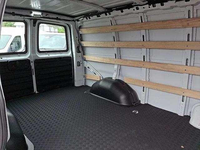 2024 GMC Savana Cargo RWD 2500 Regular Wheelbase Work Van