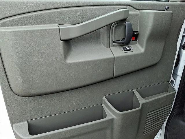 2024 GMC Savana Cargo RWD 2500 Regular Wheelbase Work Van