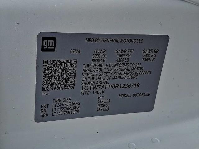 2024 GMC Savana Cargo RWD 2500 Regular Wheelbase Work Van