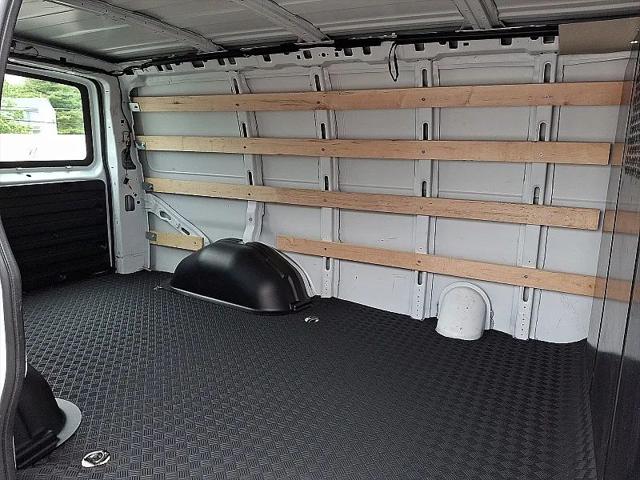 2024 GMC Savana Cargo RWD 2500 Regular Wheelbase Work Van