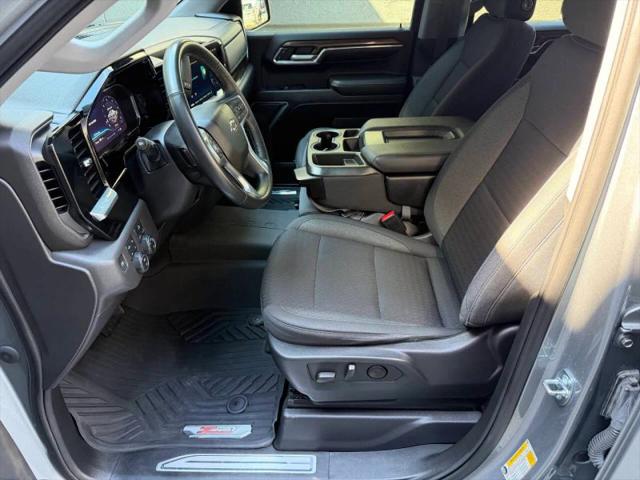 2023 Chevrolet Silverado 1500 4WD Crew Cab Standard Bed LT