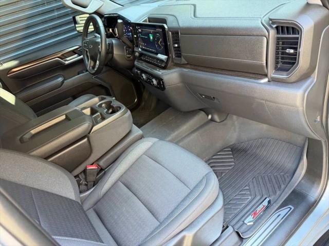 2023 Chevrolet Silverado 1500 4WD Crew Cab Standard Bed LT