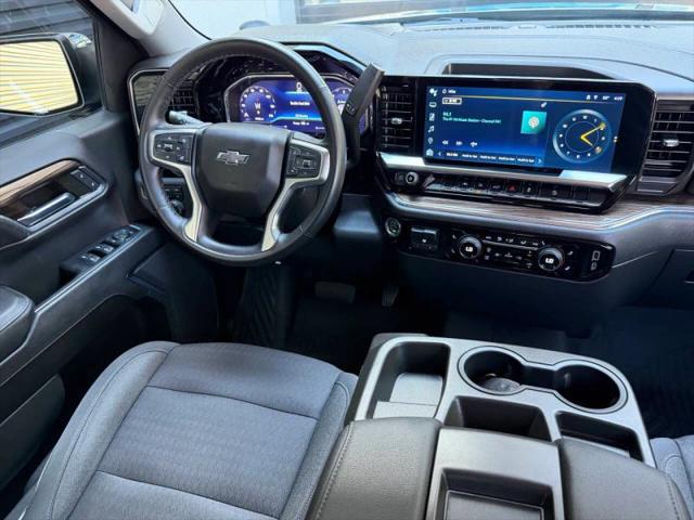2023 Chevrolet Silverado 1500 4WD Crew Cab Standard Bed LT