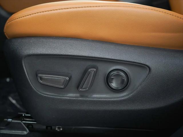 2025 Toyota Highlander Hybrid Platinum