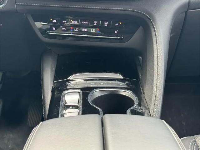 2023 Buick Envision Essence FWD