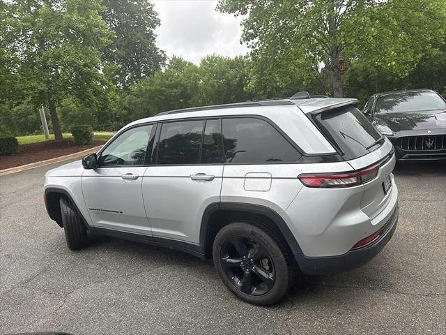 2023 Jeep Grand Cherokee Altitude 4x2
