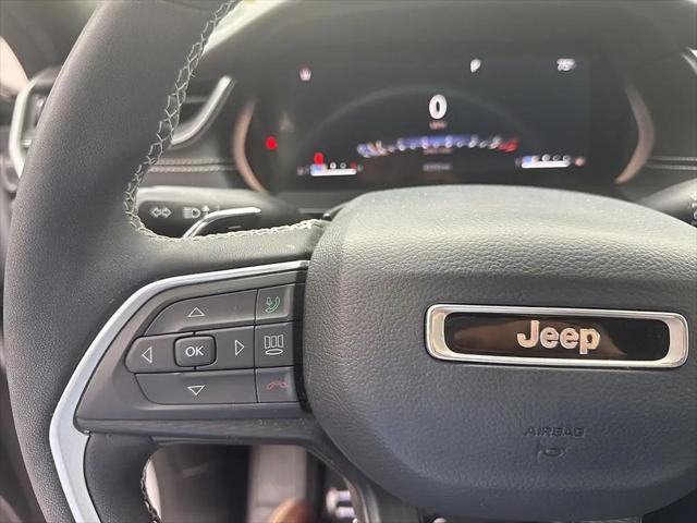 2023 Jeep Grand Cherokee Altitude 4x2