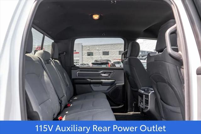 2022 Ram 1500 Big Horn Crew Cab 4x4 5'7" Box