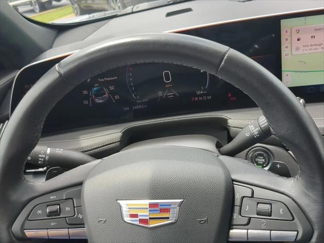 2025 Cadillac XT4 FWD Premium Luxury