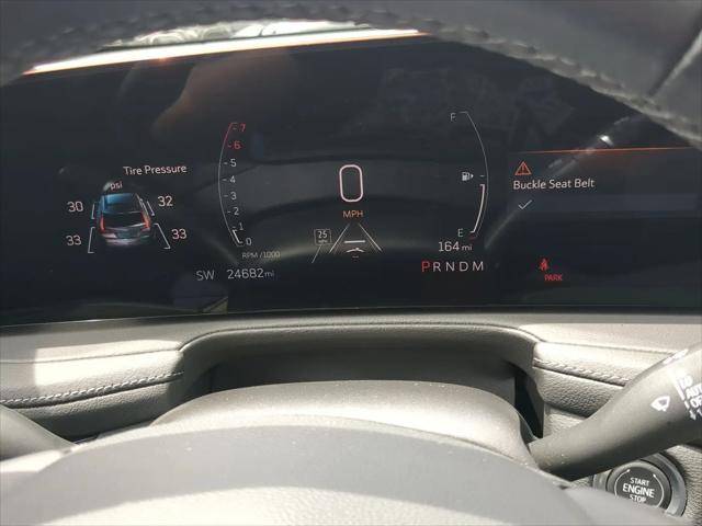 2025 Cadillac XT4 FWD Premium Luxury