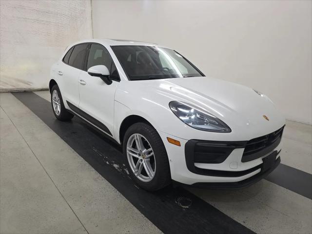 2023 Porsche Macan Macan