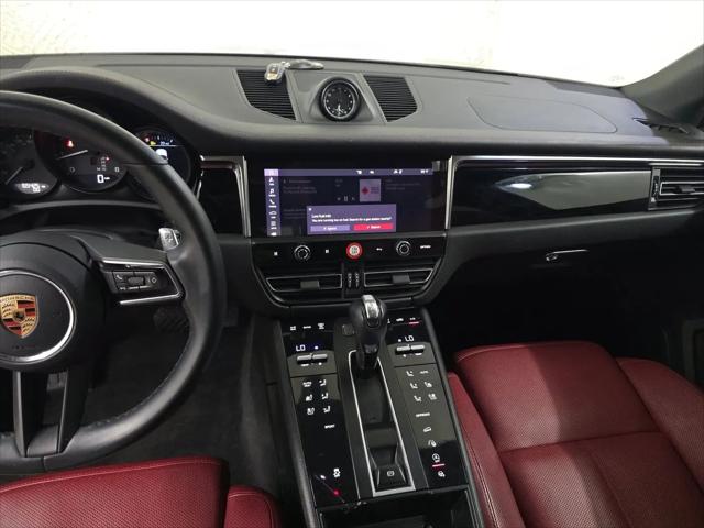 2023 Porsche Macan Macan