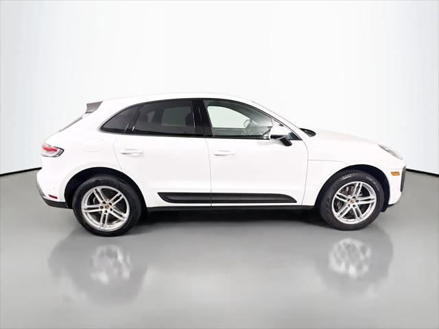 2023 Porsche Macan Macan