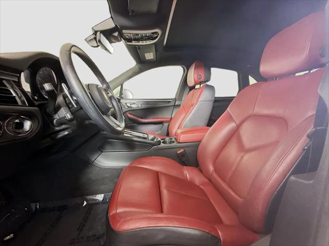 2023 Porsche Macan Macan