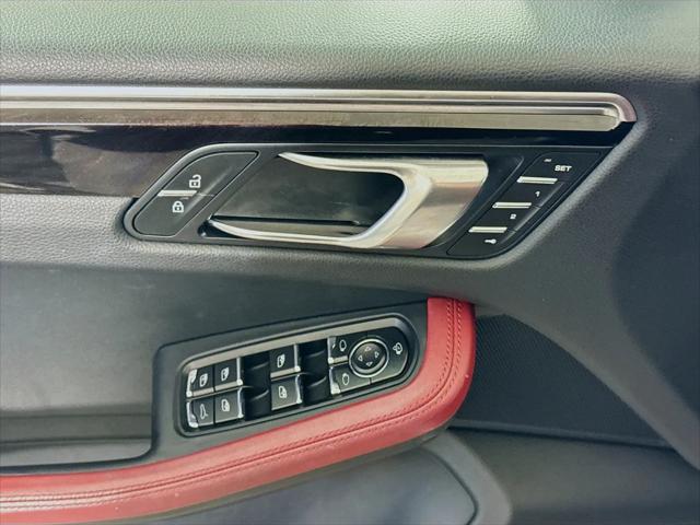 2023 Porsche Macan Macan