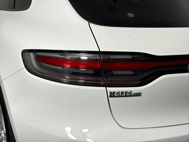 2023 Porsche Macan Macan