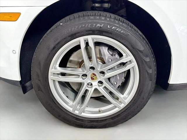 2023 Porsche Macan Macan