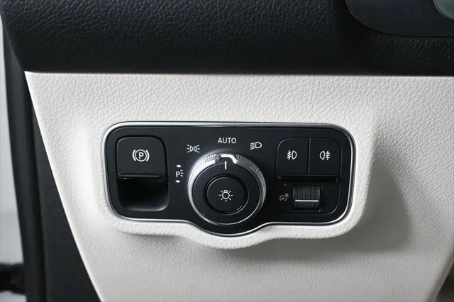 2025 Mercedes-Benz GLB GLB 250