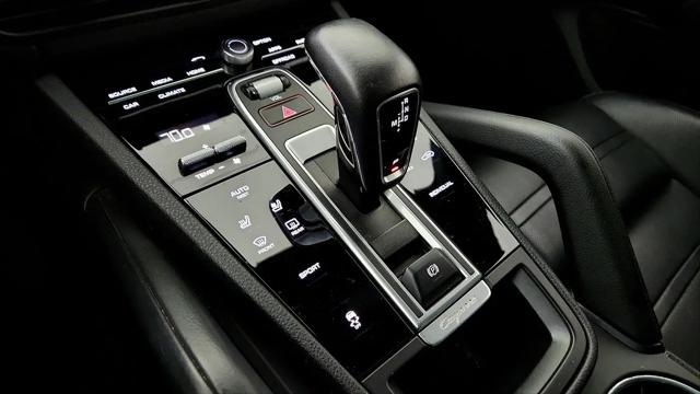 2019 Porsche Cayenne Cayenne