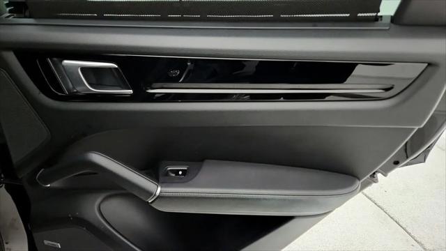 2019 Porsche Cayenne Cayenne