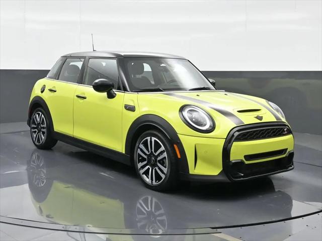 2023 MINI Hardtop Cooper S