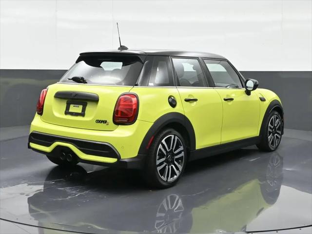 2023 MINI Hardtop Cooper S