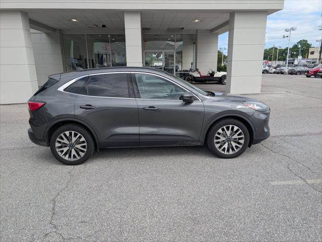 2020 Ford Escape Titanium Hybrid