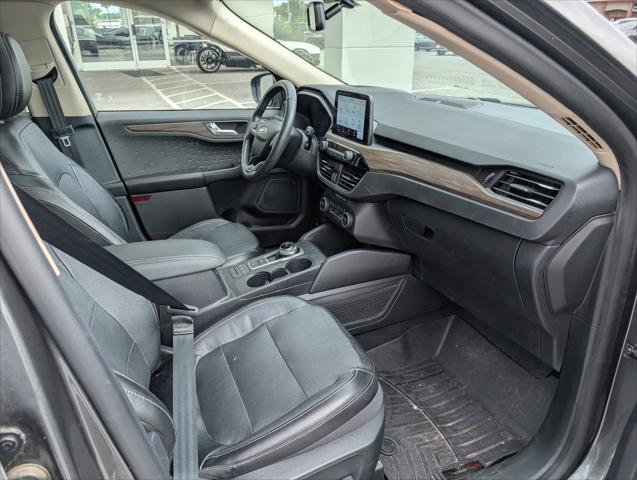 2020 Ford Escape Titanium Hybrid
