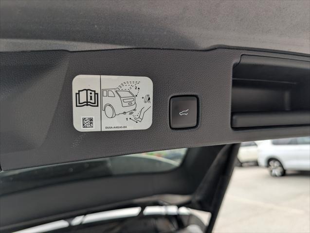 2020 Ford Escape Titanium Hybrid